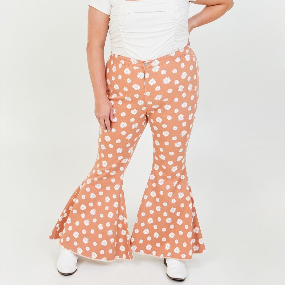 Arula Daisy Bell Bottoms - Picture 1 of 4